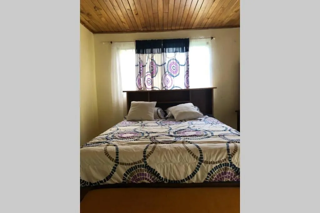 Acogedora Casa Rural En Plena Naturaleza Frente Al Rio Con Piscina Bonao 0*,  ドミニカ共和国
